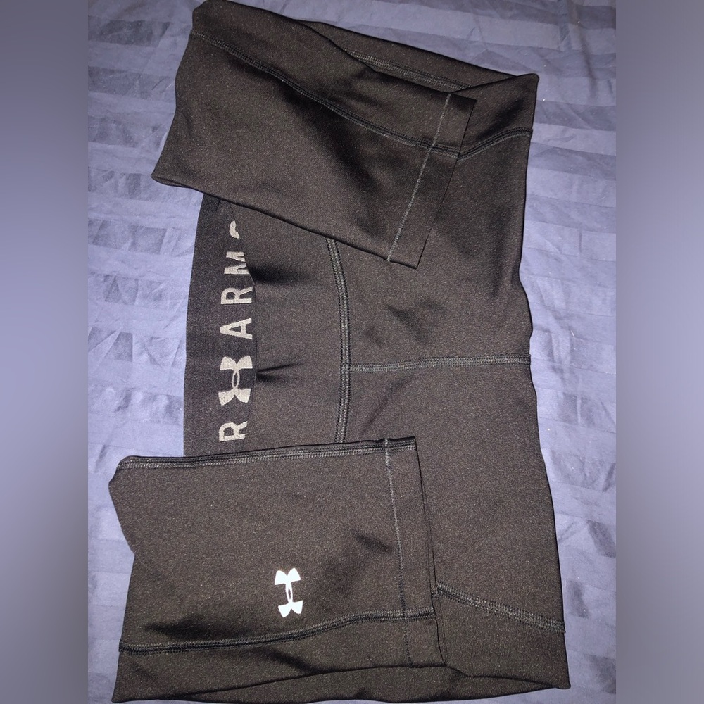 NWOT Women’s Under Armour Heat Gear Workout Pants